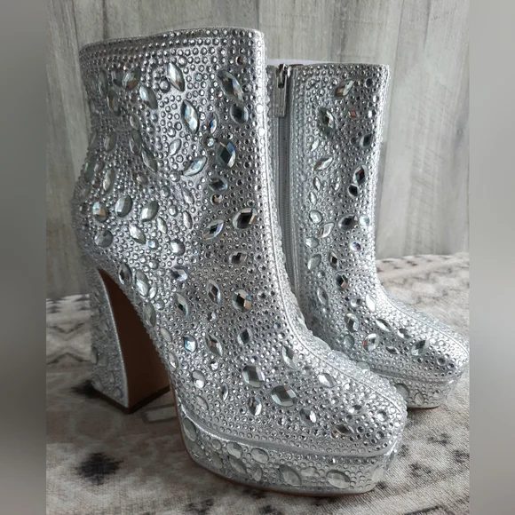 NIB sz6.5 Dollyi Crystal 💎 Jessica Simspon Embellished Platform Heel Boots - Picture 5 of 14
